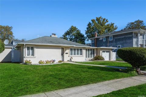 515 Summit Ave, Baldwin, NY 11510 photo 1