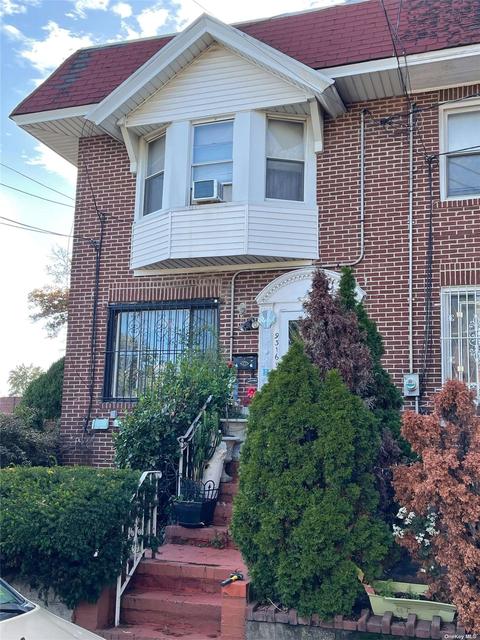 93-16 95th St, Woodhaven, NY 11421