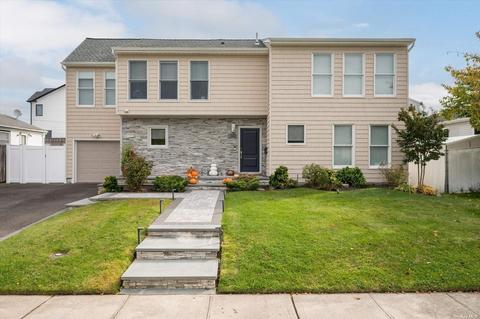 142 Morton Blvd, Plainview, NY 11803 photo 1