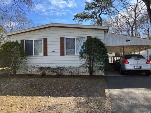 525113 Riverleigh Ave #113, Riverhead, NY 11901