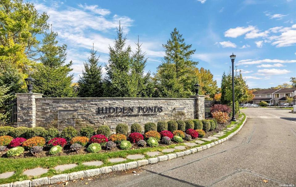 166 North Ln 166, Smithtown, NY 11787 1 photo Movoto