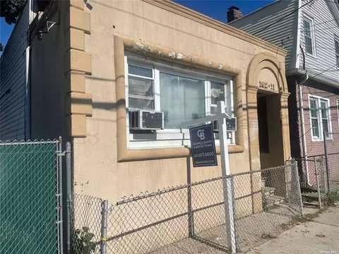 162-11 107th Ave, Jamaica, NY 11433