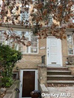 368 78th St, Brooklyn, NY 11209