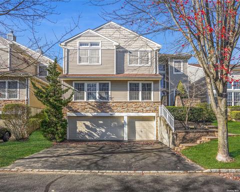 102 Sagamore Dr #0, Plainview, NY 11803