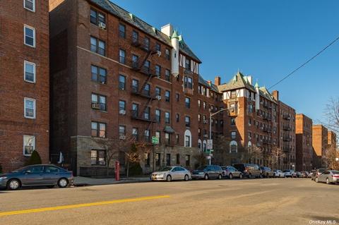 77-20 Austin St #5E, Forest Hills, NY 11375