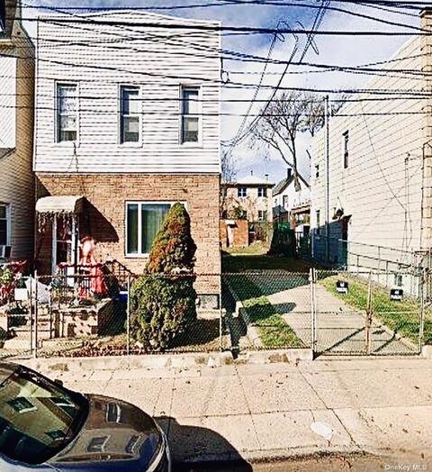 69-17 59th Rd, Maspeth, NY 11378