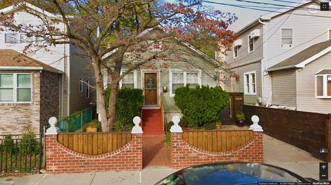 145-80 220th St, Springfield Gardens, NY 11413