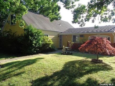 1416 Islip Ave, Brentwood, NY 11717