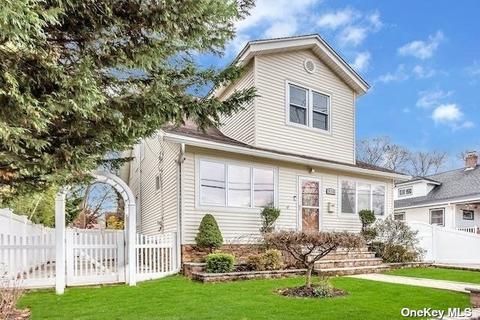 574 Baldwin Ave, Baldwin, NY 11510 photo 1