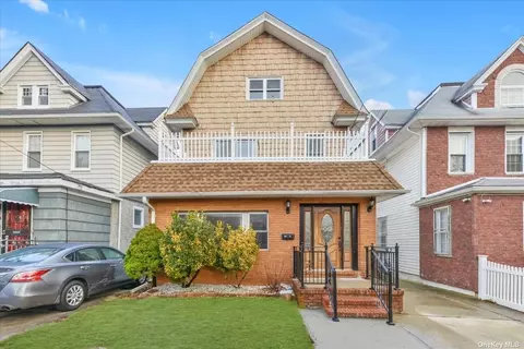 42-37 165th St, Flushing, NY 11358 photo 1