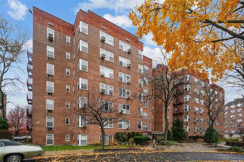 209 20 18th Ave #1B, Bayside, NY 11360