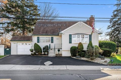 1663 Peninsula Blvd, Hewlett, NY 11557