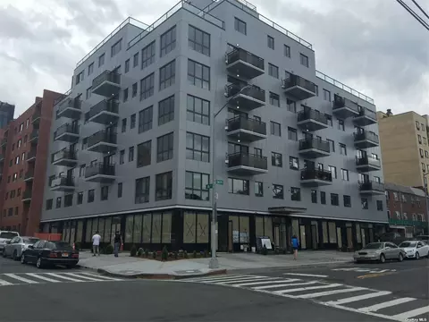 145-38 34 Ave #3D, Flushing, NY 11354