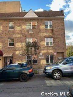 164 W 162nd St, Bronx, NY 10452