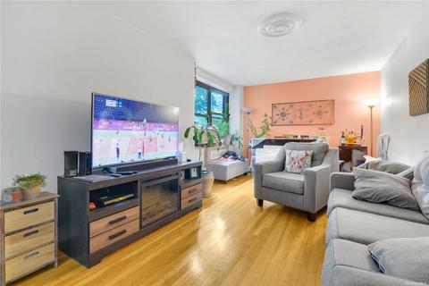 2619 141 St #1G, Flushing, NY 11354