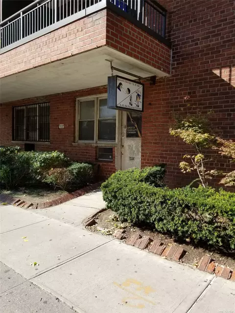 94-11 59 Ave #A7, Elmhurst, NY 11373