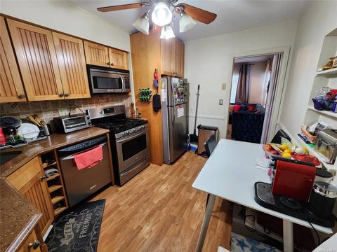 348 Mill Rd, Valley Stream, NY 11581