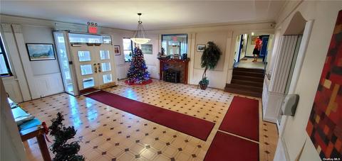 170-40 Highland Ave #203, Jamaica, NY 11432