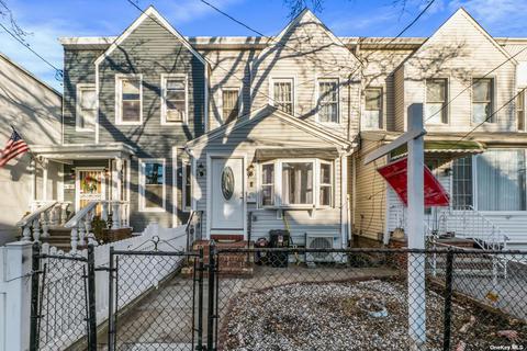 94-11 115th St, Richmond Hill, NY 11418