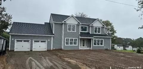 950 Tasker Ln, Greenport, NY 11944
