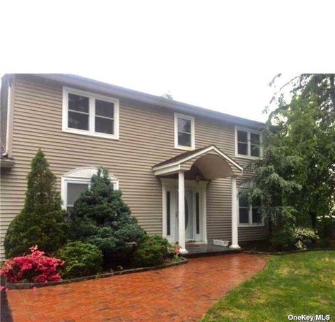 12 Mare Ln, Commack, NY 11725 photo 1