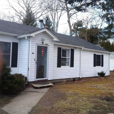 46 Babylon St, Mastic, NY 11950 photo 1