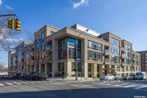 64-05 Yellowstone Blvd #120, Forest Hills, NY 11375