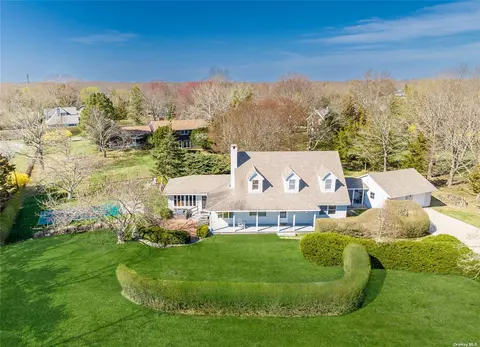 6 Evans Rd, Shelter Island, NY 11964
