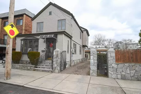 7017 71st Pl, Glendale, NY 11385