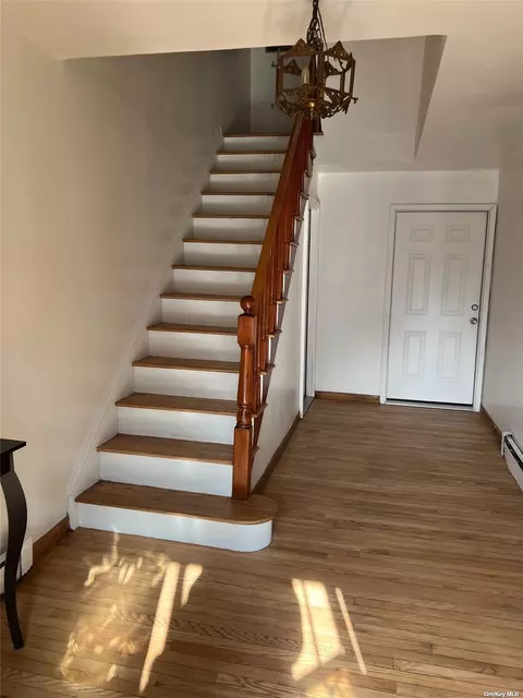 52-07 102nd St, Flushing, NY 11368 photo 1