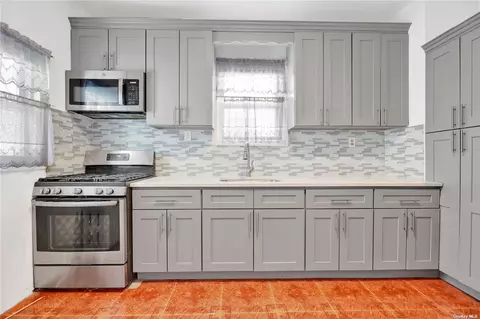 104-59 121st St, Jamaica, NY 11419