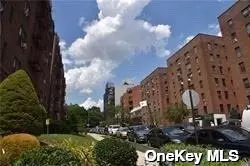 83-84 116 St #4E, Kew Gardens, NY 11418