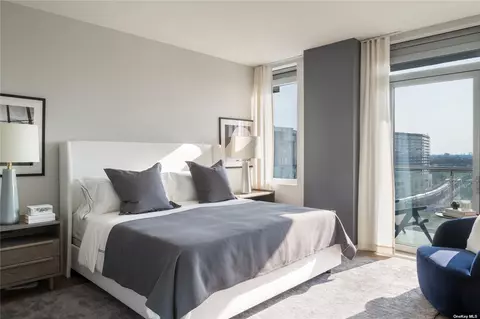 133-27 39th Ave #10R, Flushing, NY 11354