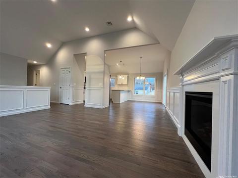 90 Lambert Ave, Mastic, NY 11950 photo 1