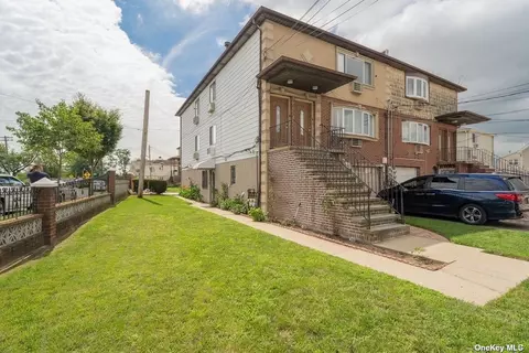 236-14 Bentley Rd, Rosedale, NY 11422