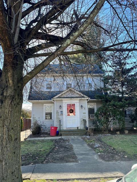 516 Baldwin Ave, North Baldwin, NY 11510