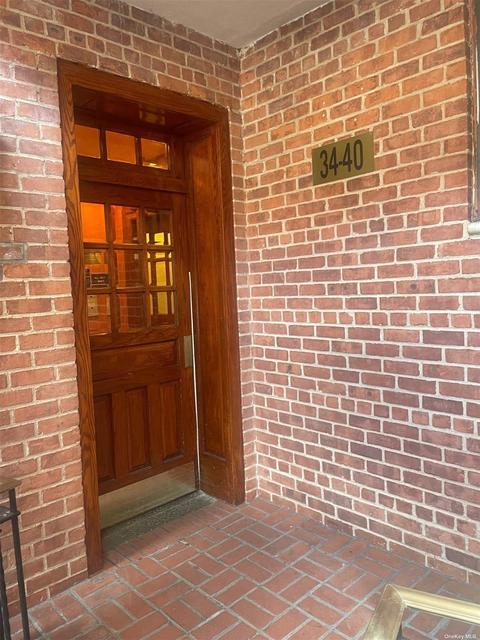 34-40 78 St #1F, Jackson Heights, NY 11372