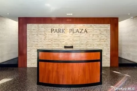 61-15 97th St #3M, Rego Park, NY 11374
