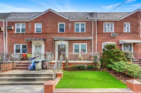 75-07 167th St, Flushing, NY 11366 photo 1