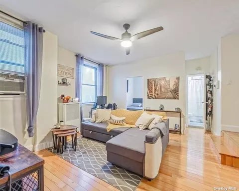 21-05 33rd St #1F, Astoria, NY 11105