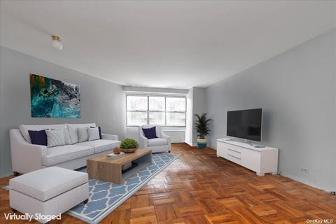 125-10 Queens Blvd #25, Kew Gardens, NY 11415