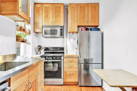 37-46 85th St #42, Jackson Heights, NY 11372