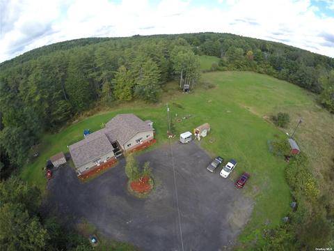 6074 Route 81, Greenville, NY 12083
