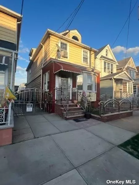 102-35 129th St, Richmond Hill, NY 11418