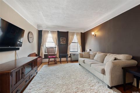 50-05 43 Ave #2A, Woodside, NY 11377