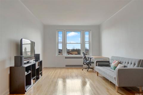 69-09 108th St #506, Forest Hills, NY 11375