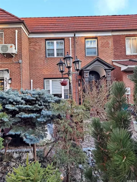 99-50 65th Ave, Rego Park, NY 11374