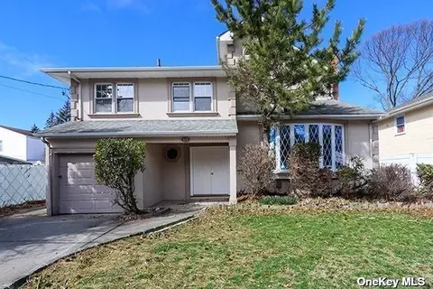 528 Kent Pl, West Hempstead, NY 11552