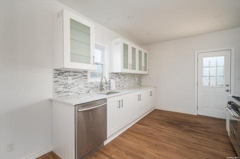 46 Harts Ave, Roosevelt, NY 11575