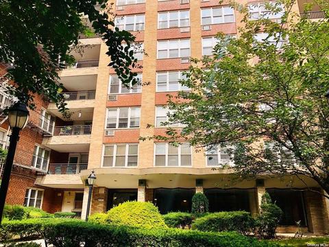 94-11 59 Ave #D29, Elmhurst, NY 11373